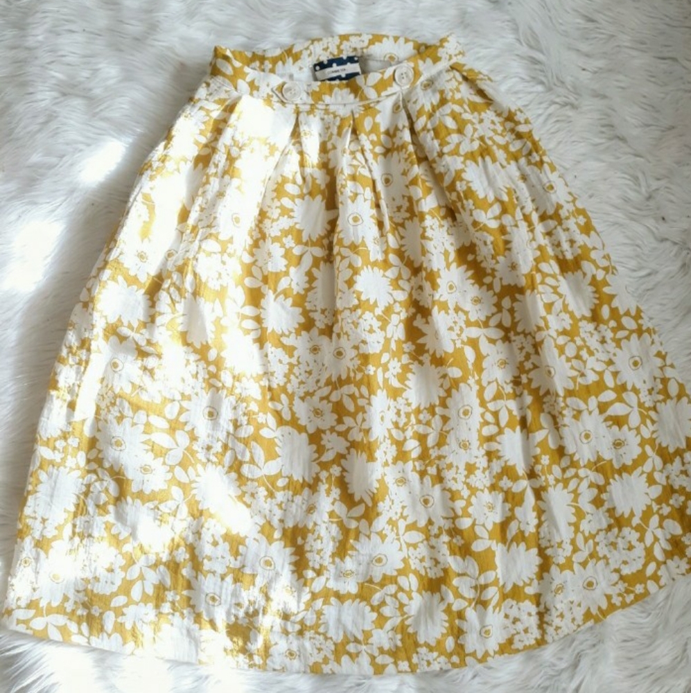 Anthropoloige Comme Toi floral A-line skirt.